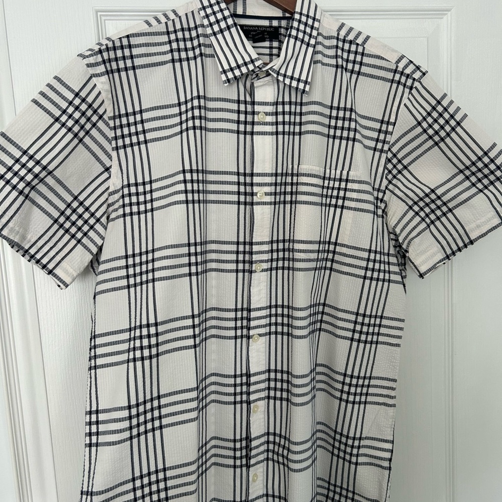 Men's Banana Republic- Black and White Plaid Shirt Sz. XL